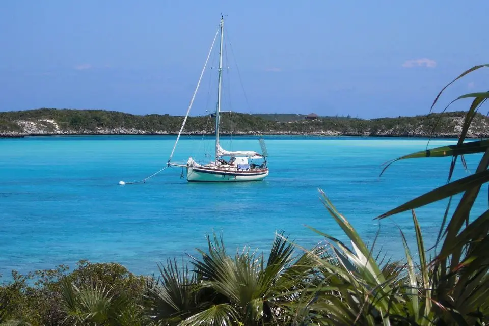 Beaches-in-the-Bahamas