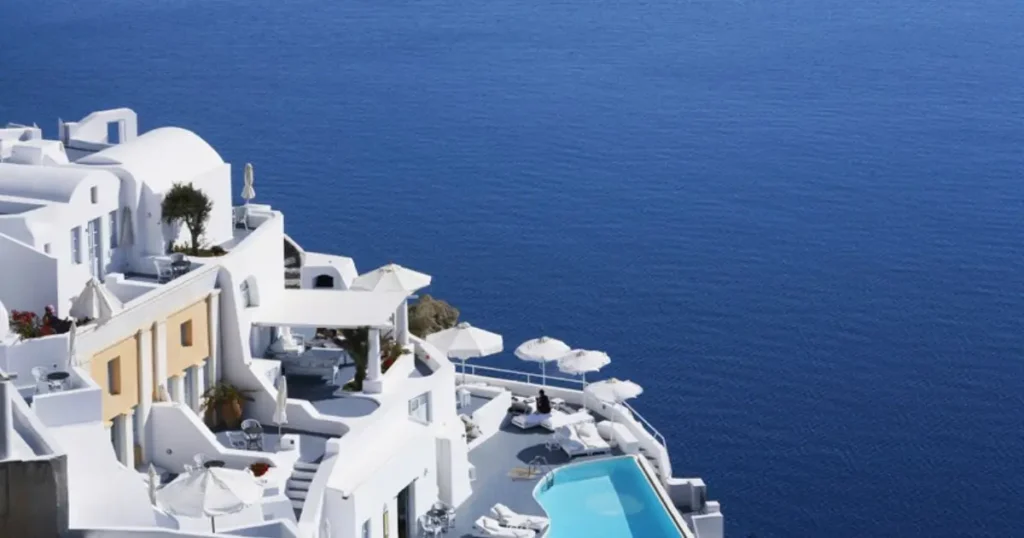 Katikies-Santorini-beach-resorts-in-Greece